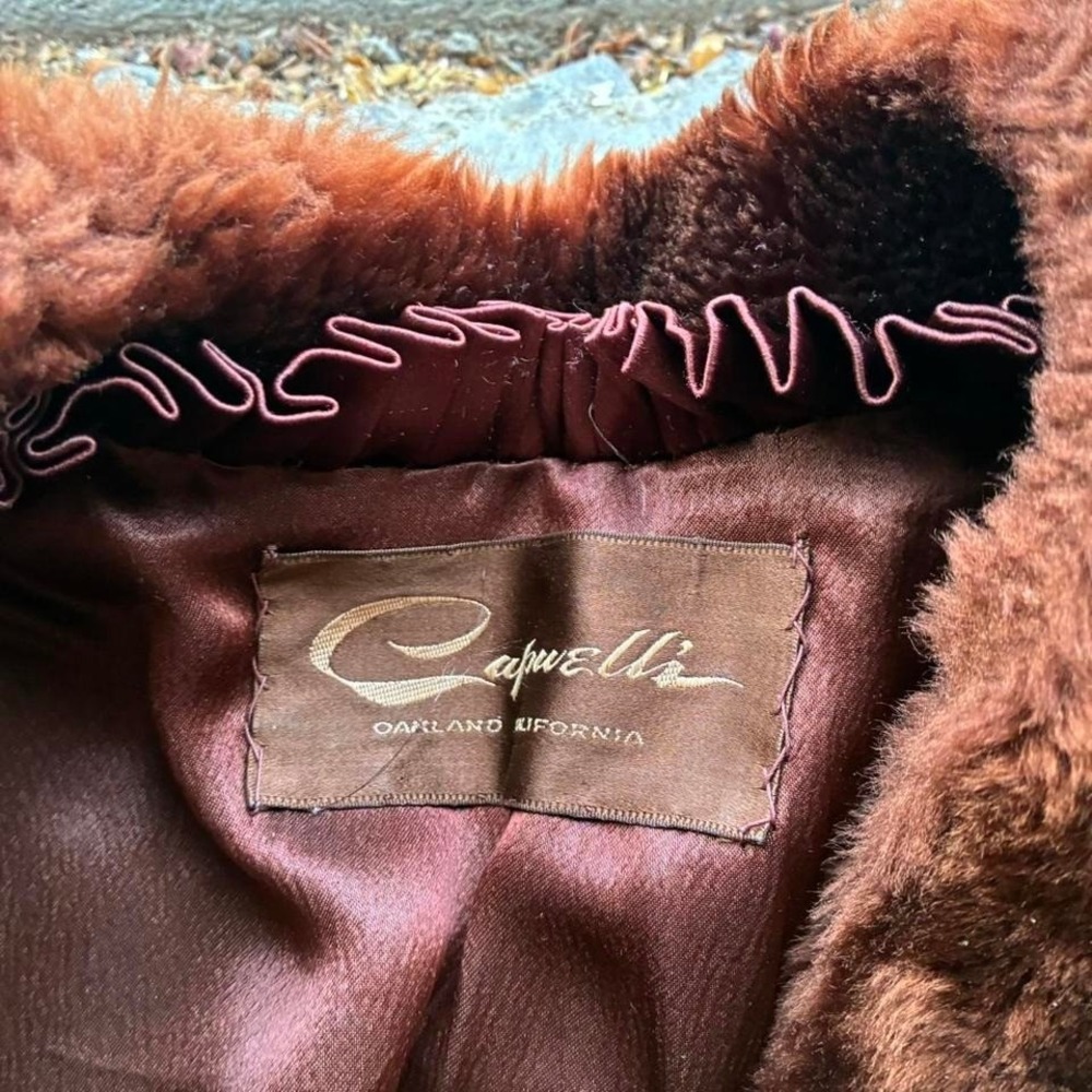 Vintage 1940s genuine dyed lamb jacket Full‎ body super comfortable and warm - Picture 4 of 8